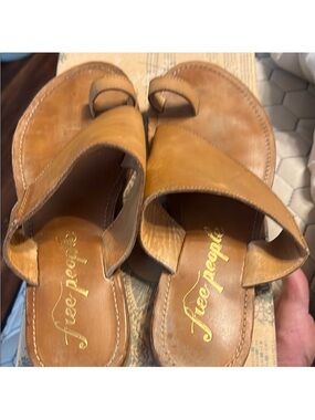 Free People Tan Leather Toe-Loop Slide Sandals